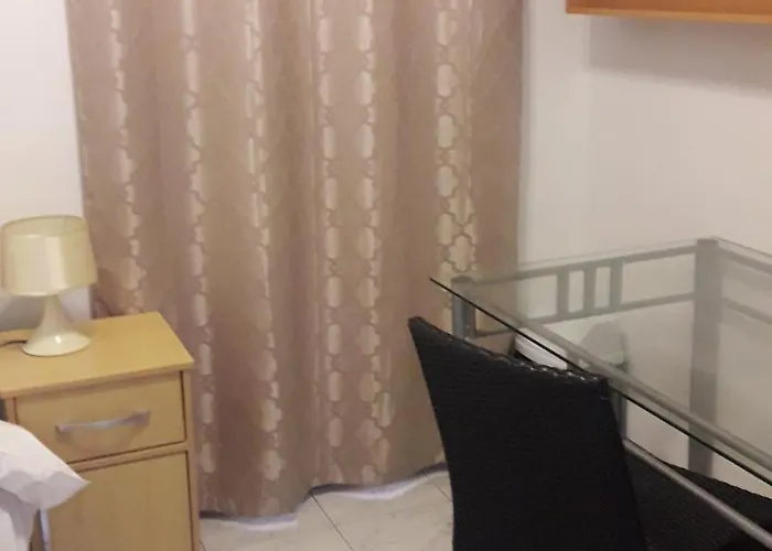 No 37 Sea View Salina 홈스테이 *